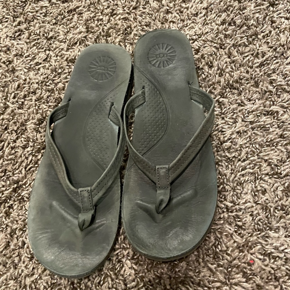 Ugg, size 7, gray
